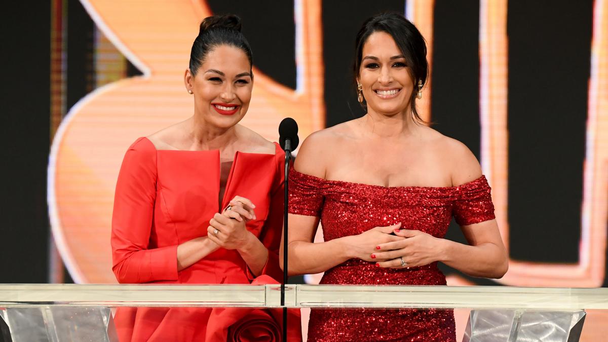 Gallery Brie & Nikki Bella Hall of Fame Induction